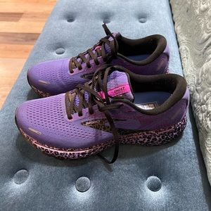 Brooks Ghost 14 womens size 9
